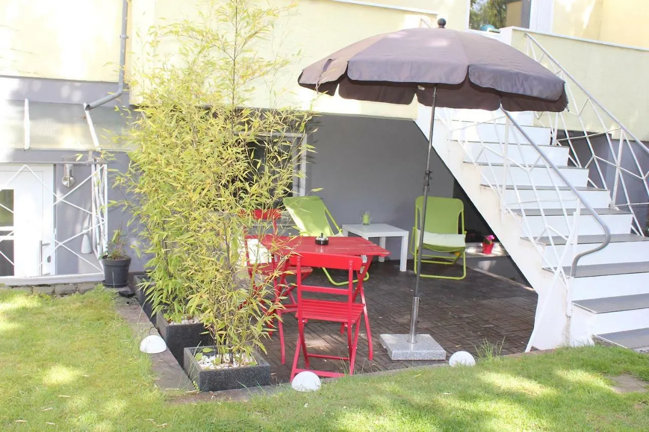 Ferienwohnung Rath Köln